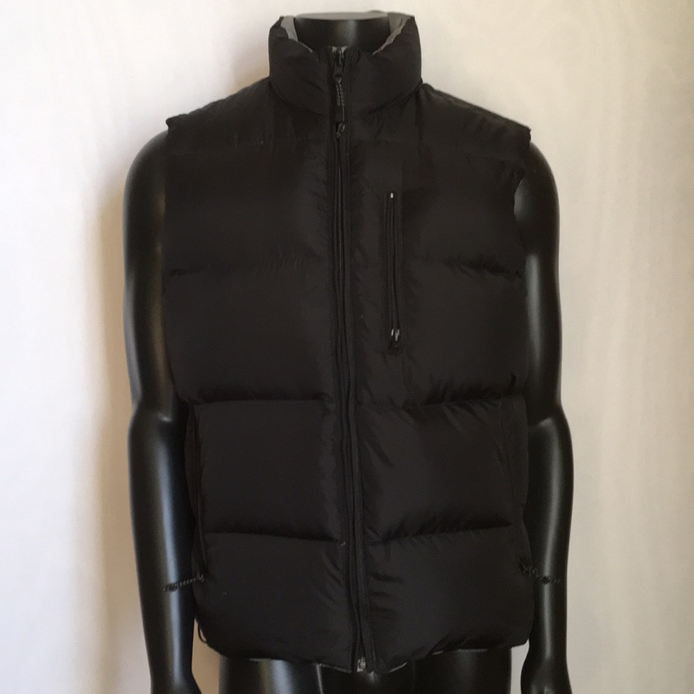 OLD NAVY WINTER MULTI POCKET REVERSIBLE DOWN VEST